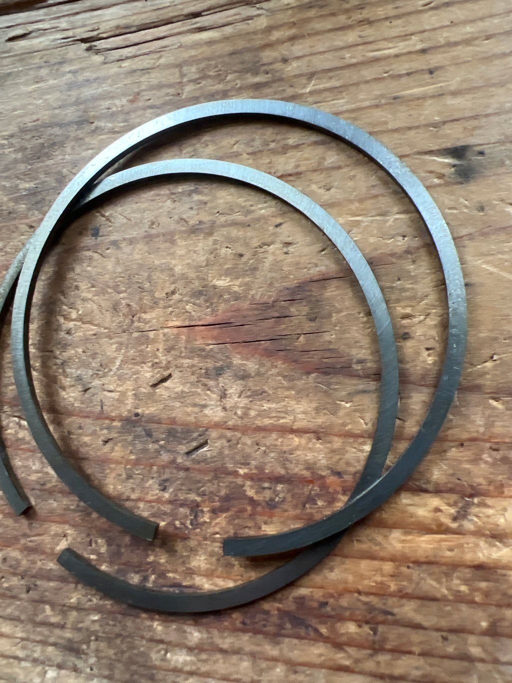 Matchless 250cc model G2 2 compression rings