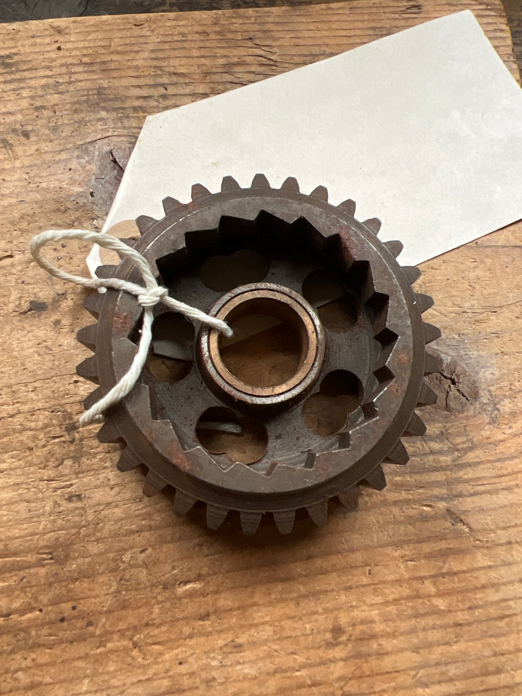 BSA C15 early kickstart ratchet gear 33T complete with bush