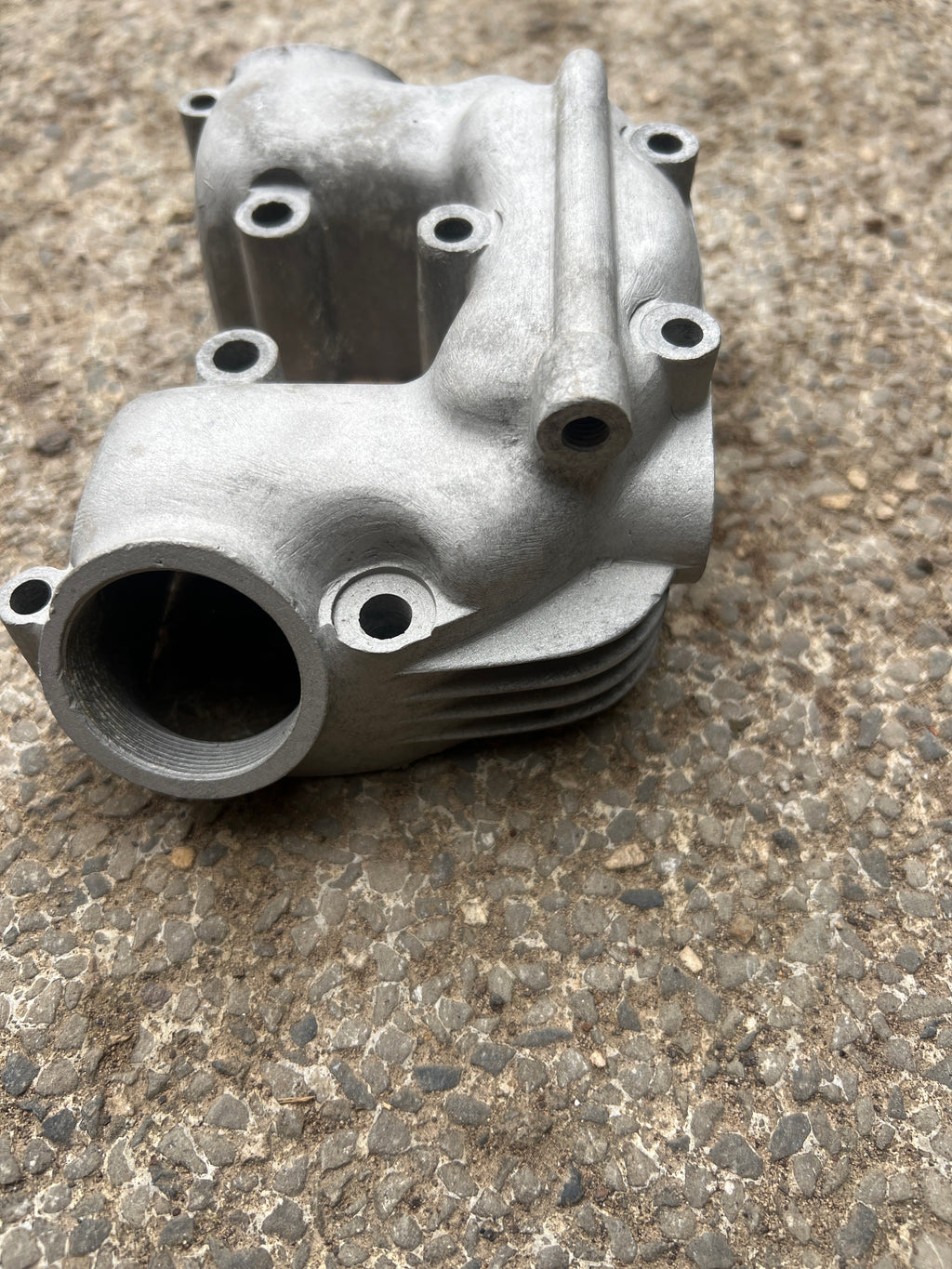 BSA 40-961 B25 250cc rocker box alloy housing