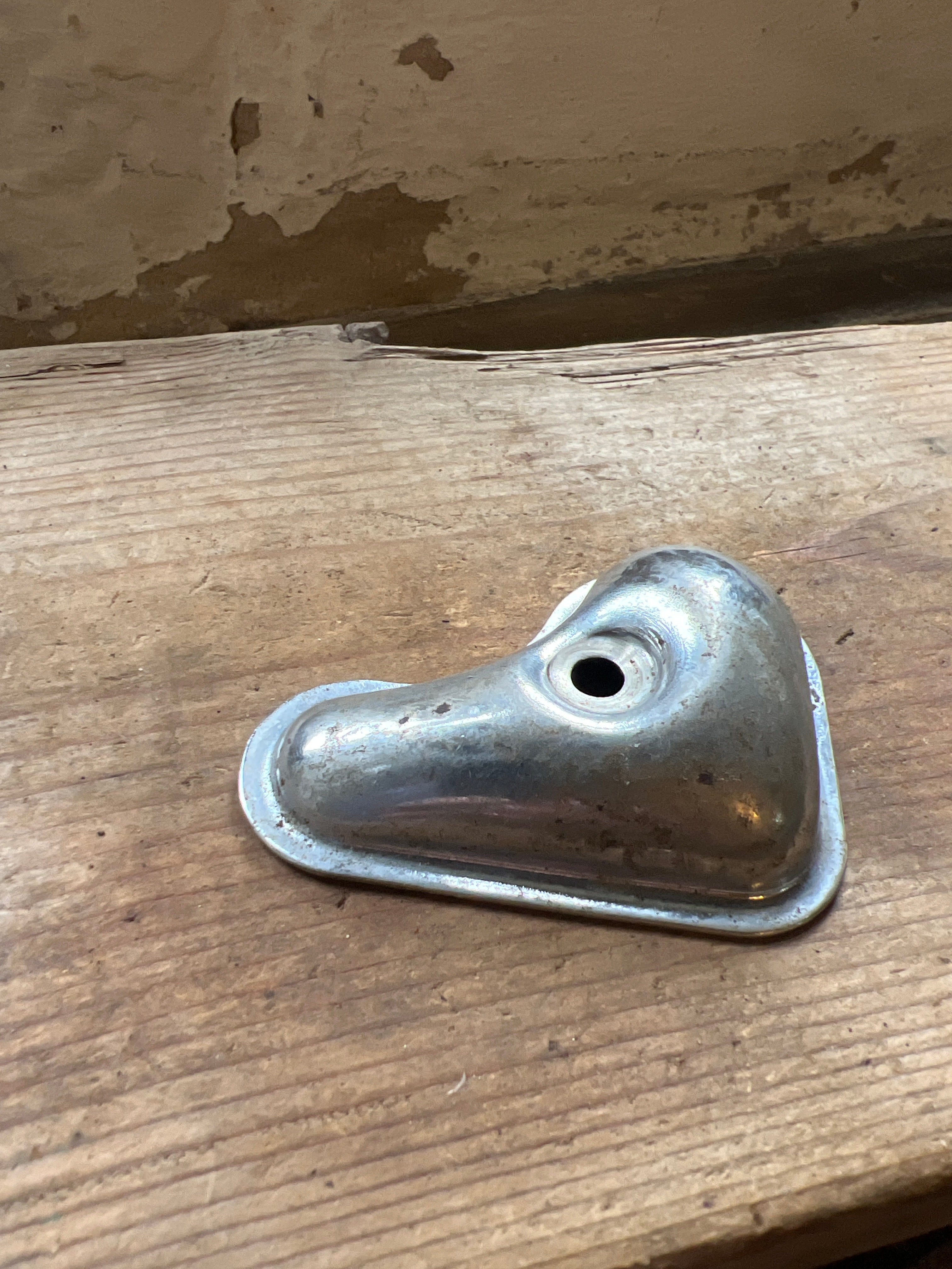 E3227 Triumph Tiger Cub inlet steel rocker cover