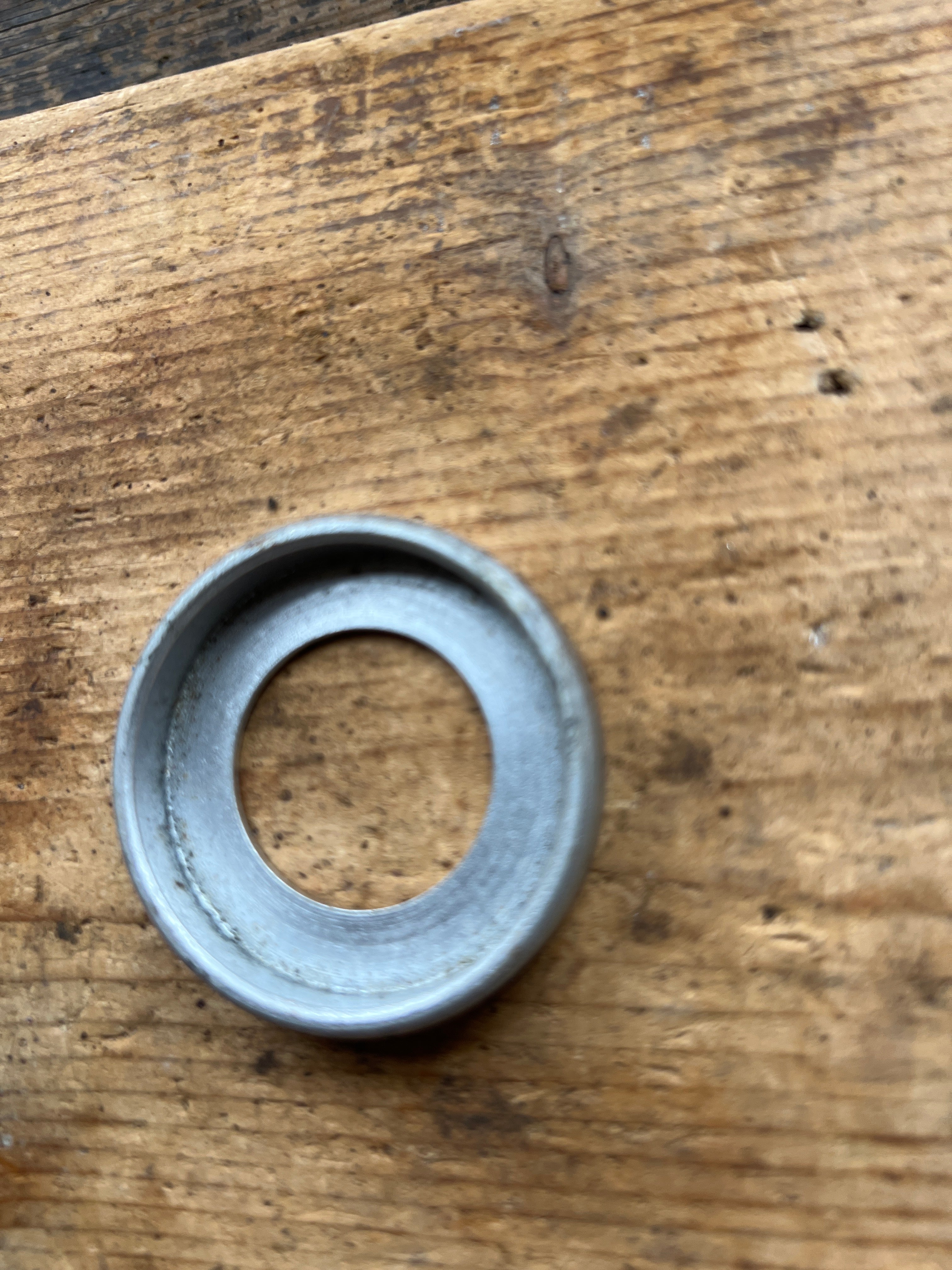 Norton Steel Isolastic cover cup