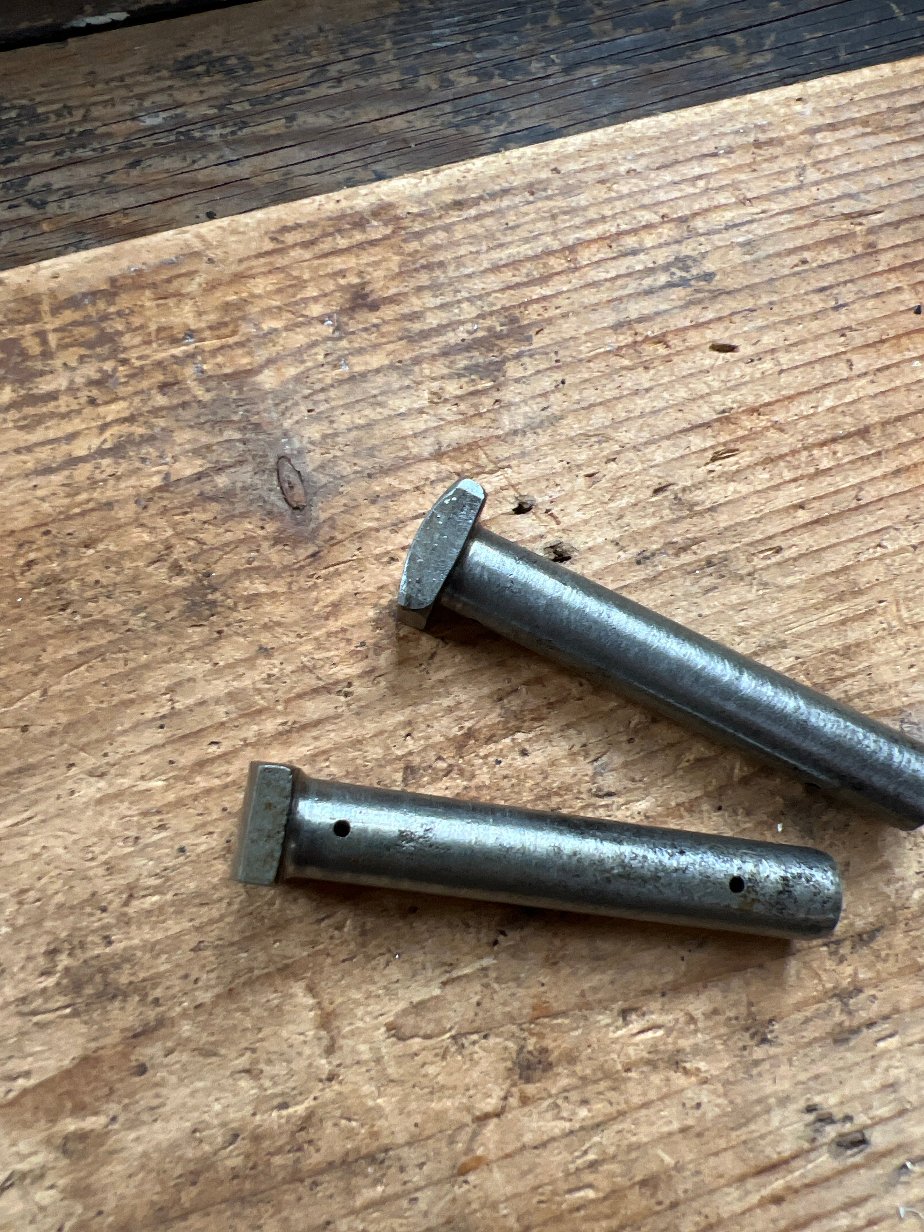 BSA C15 cam followers 40-0392