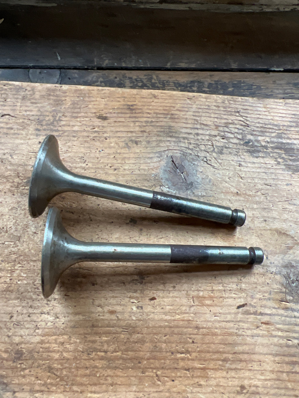BSA A65 pair of exhaust valves V254
