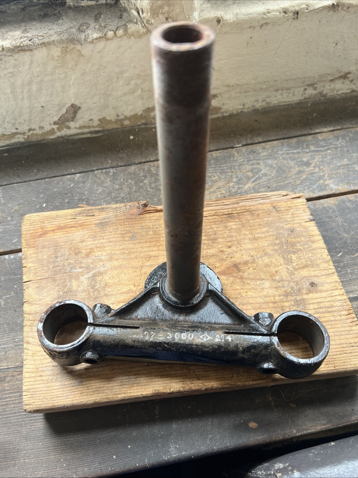 Triumph 97-3660 500/650 Twin Lower Fork Yoke