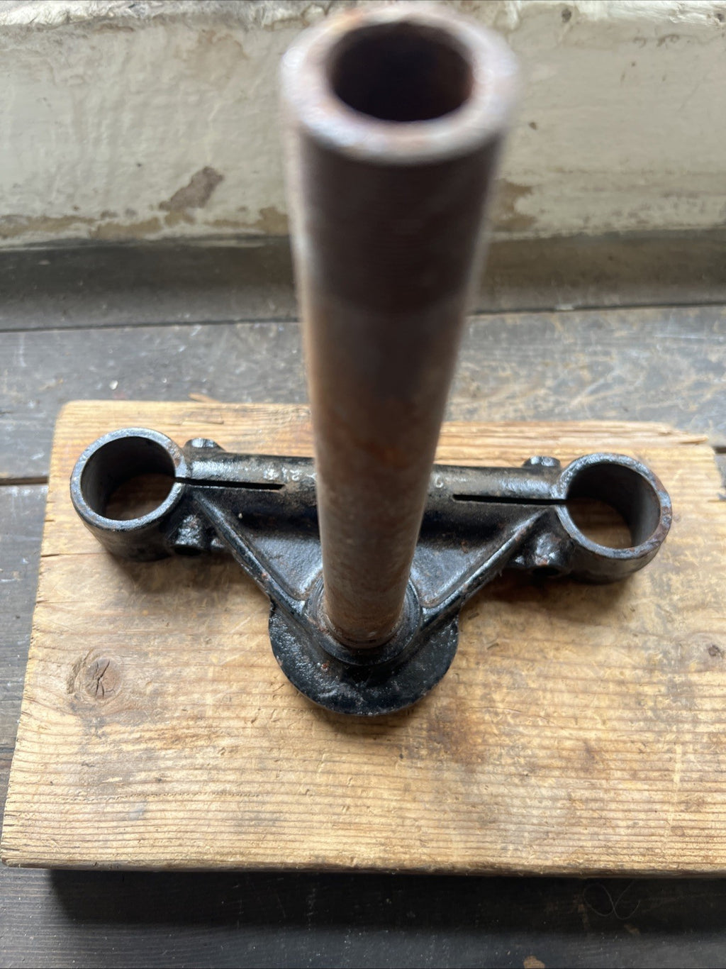 Triumph 97-3660 500/650 Twin Lower Fork Yoke