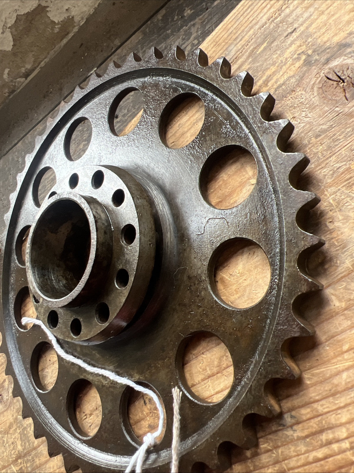 Ariel Clutch Sprocket 350/500/650  44 Tooth