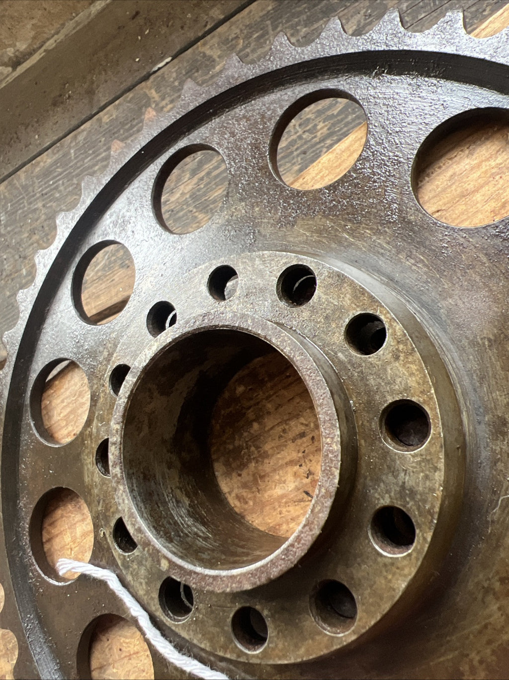 Ariel Clutch Sprocket 350/500/650  44 Tooth